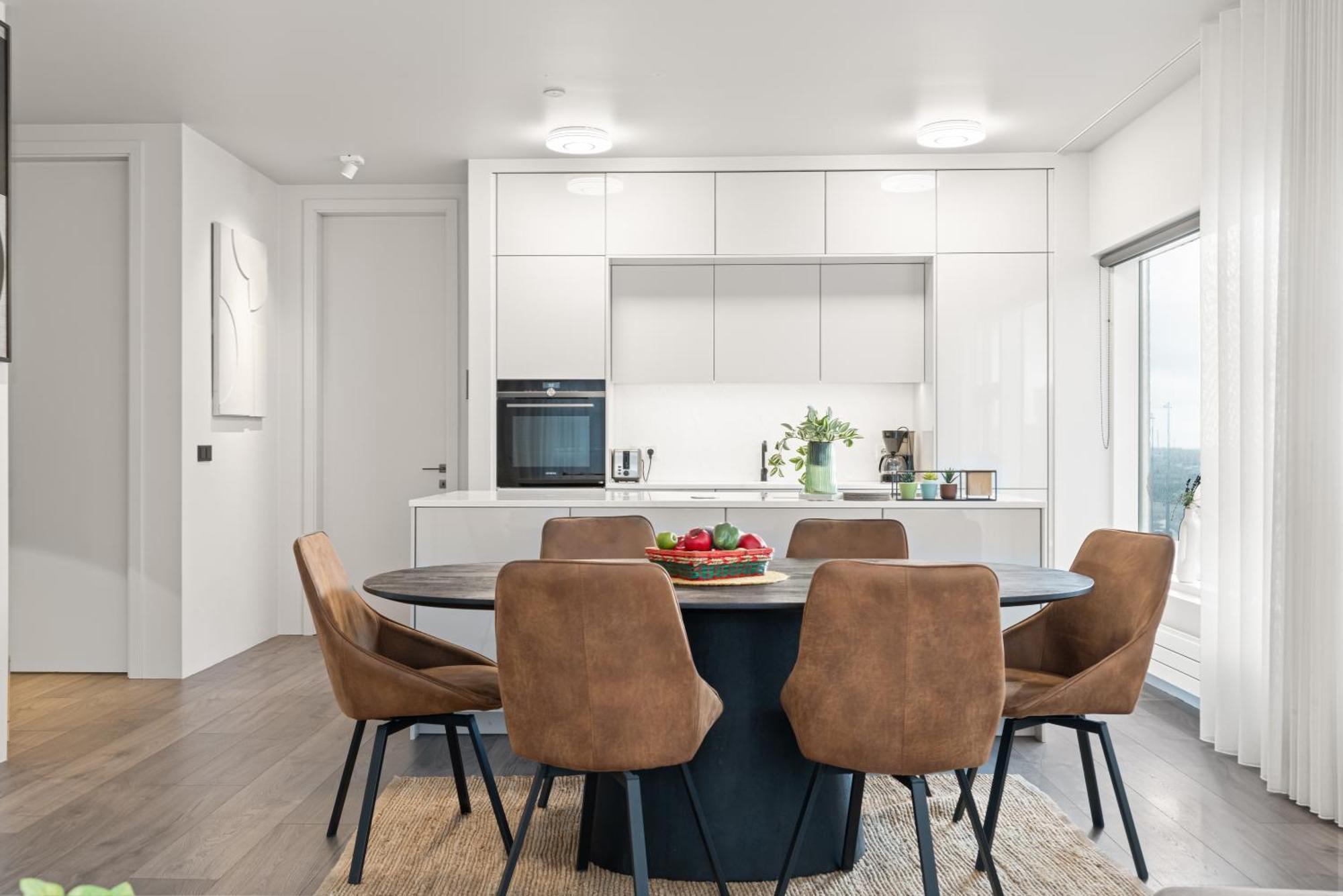 Vibrant Hafnatorg I Spacious Property With Expansive Garage Reykjavík Exteriér fotografie